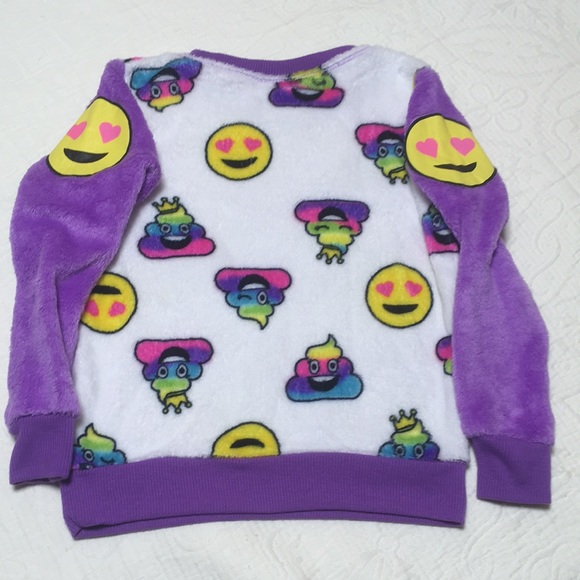 3T (5/$20) Plush Rainbow Emoji PJ? Top - Picture 9 of 10